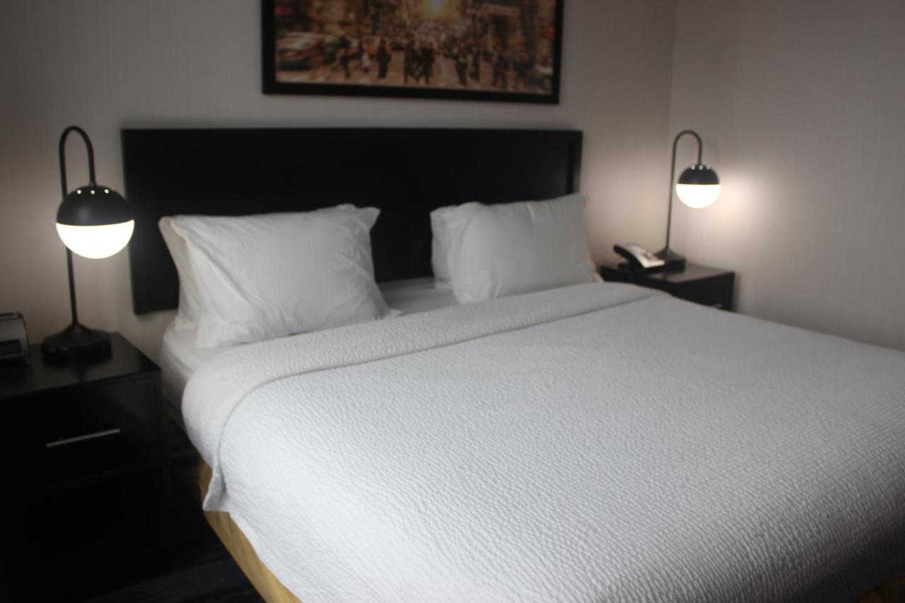 Fairfield Inn & Suites By Marriott New York Queens/Queensboro Bridge Екстериор снимка
