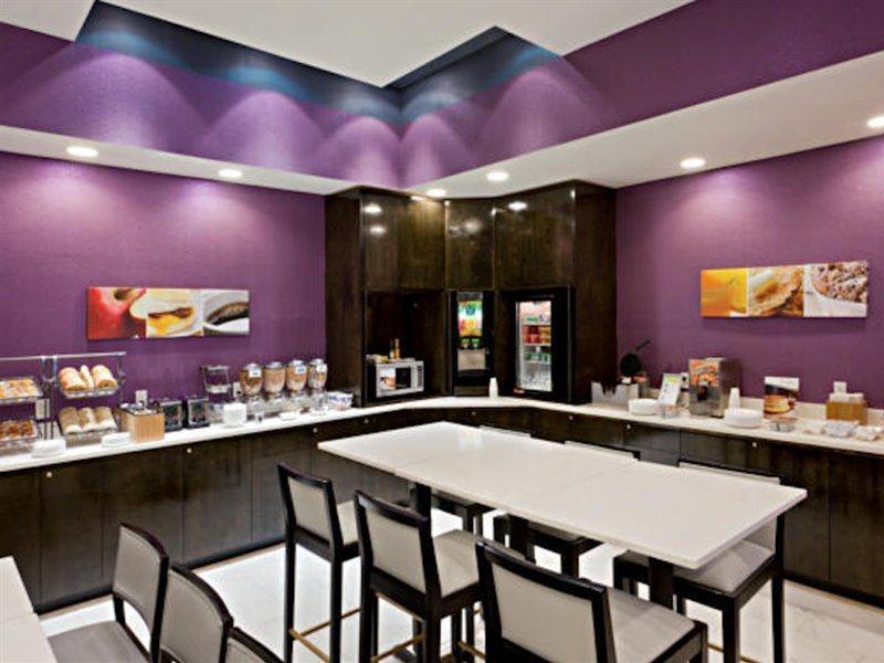 Fairfield Inn & Suites By Marriott New York Queens/Queensboro Bridge Екстериор снимка